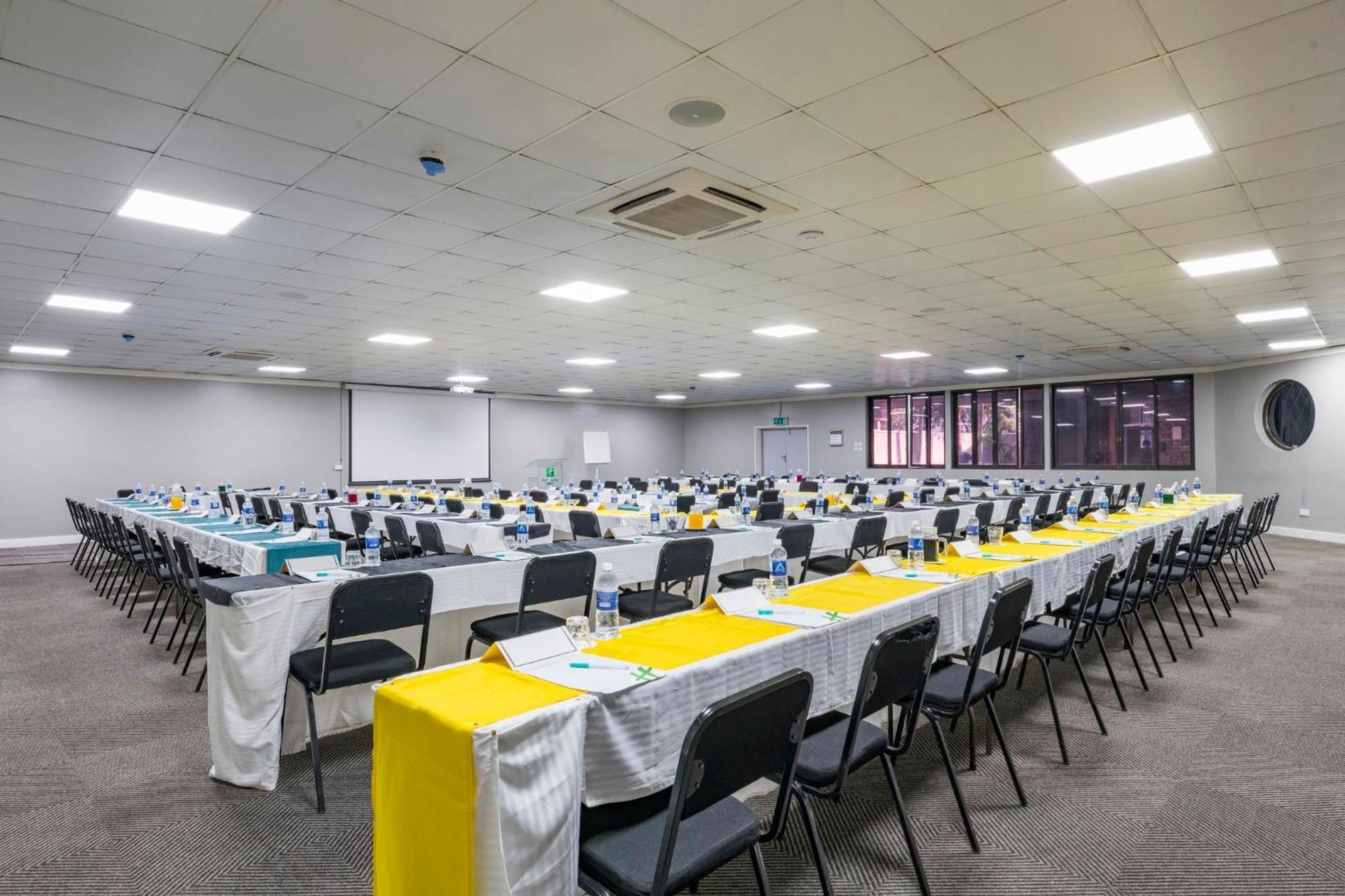 Holiday Inn - Mutare By Ihg Eksteriør billede